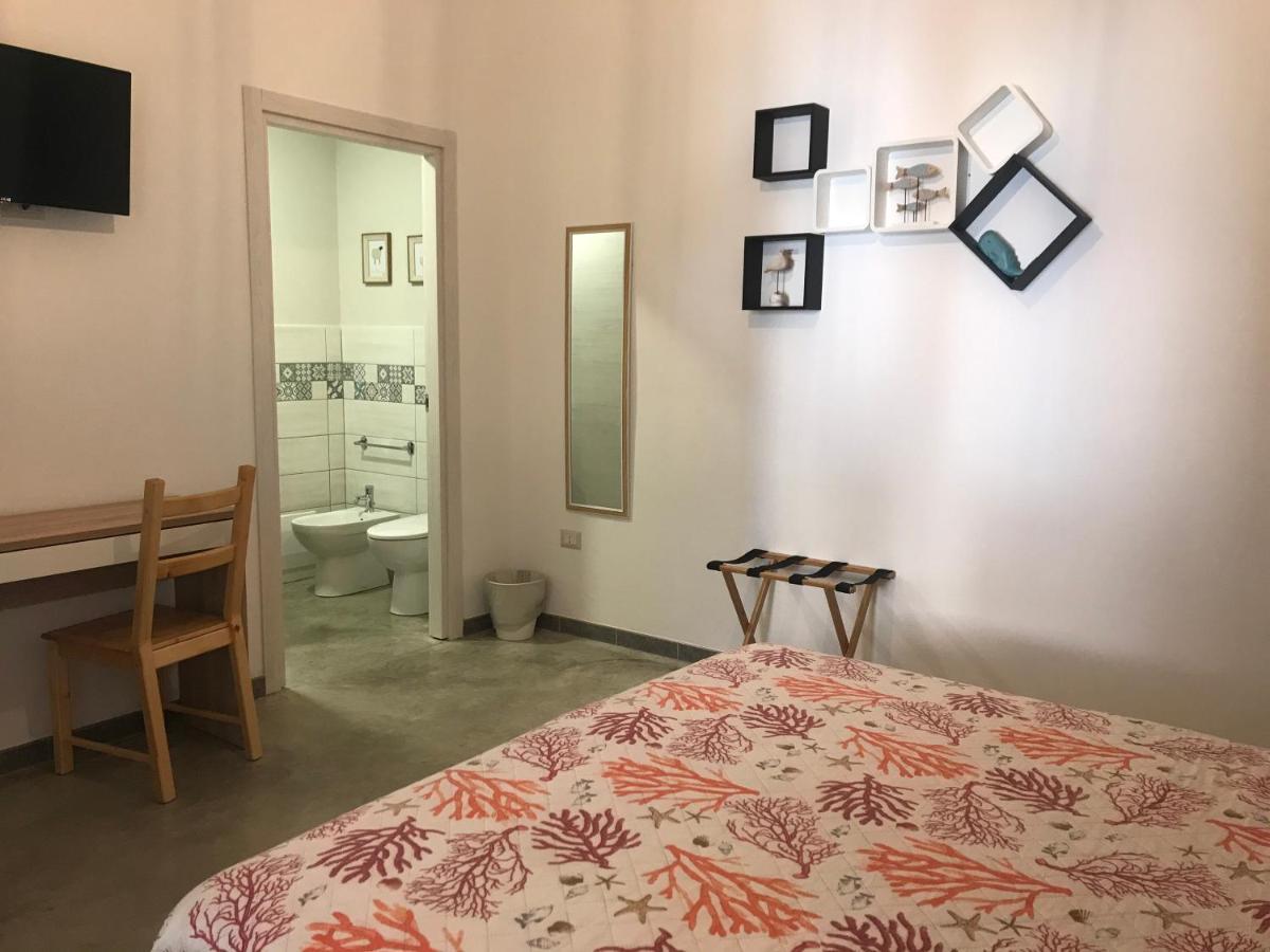 40° Parallelo Guest House Riola Sardo Extérieur photo