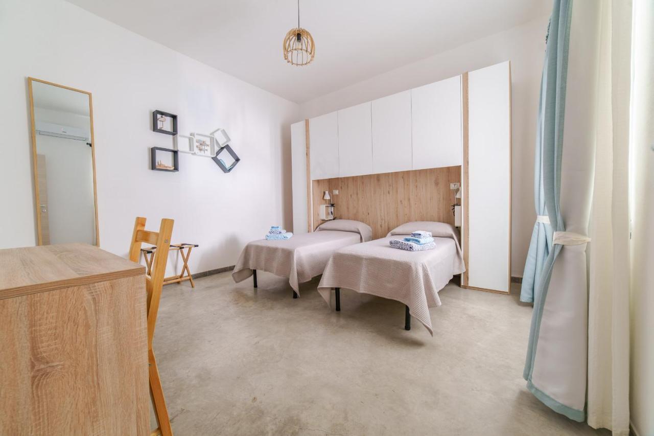 40° Parallelo Guest House Riola Sardo Extérieur photo